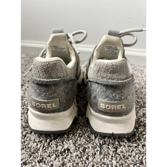 Sorel Kinetic lace sneaker women's size 5 - Picture 6 of 7